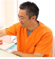 みよし矯正歯科クリニックの三好康太郎院長先生の画像)