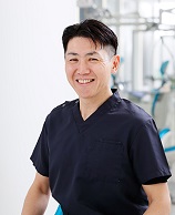 岡下 慎太郎 先生:岡下矯正歯科