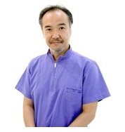 矯正歯科医師・松茂芳紀氏